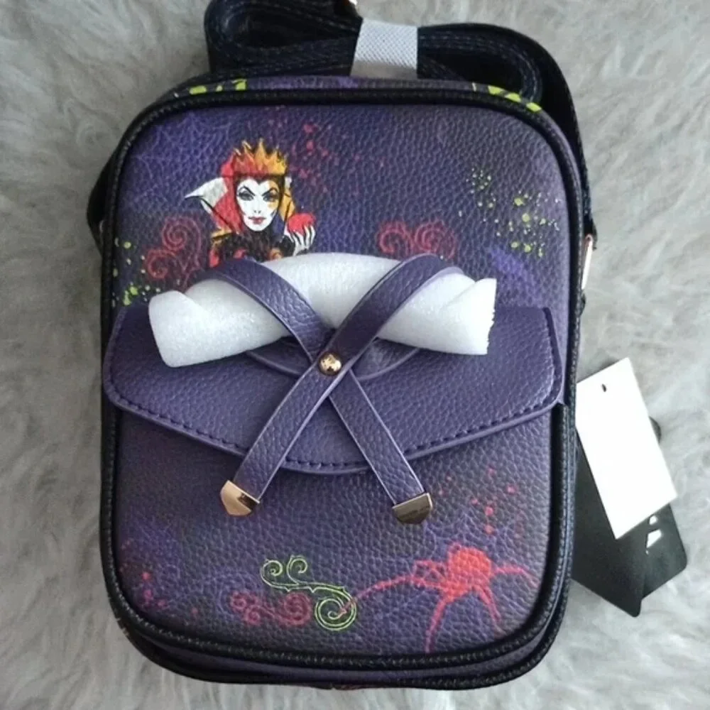 WondaPop Disney Villains Evil Queen Luxe 8” Crossbody Bag